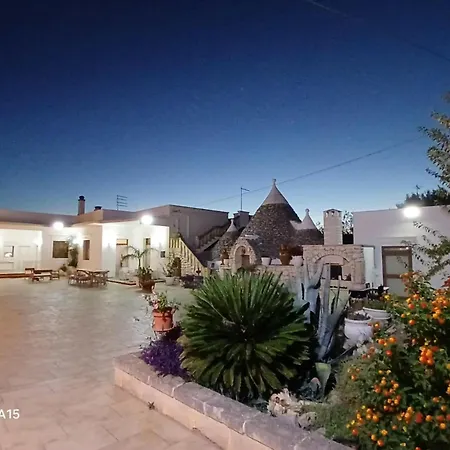 Dolce Villacastelli 3* Villa Castelli